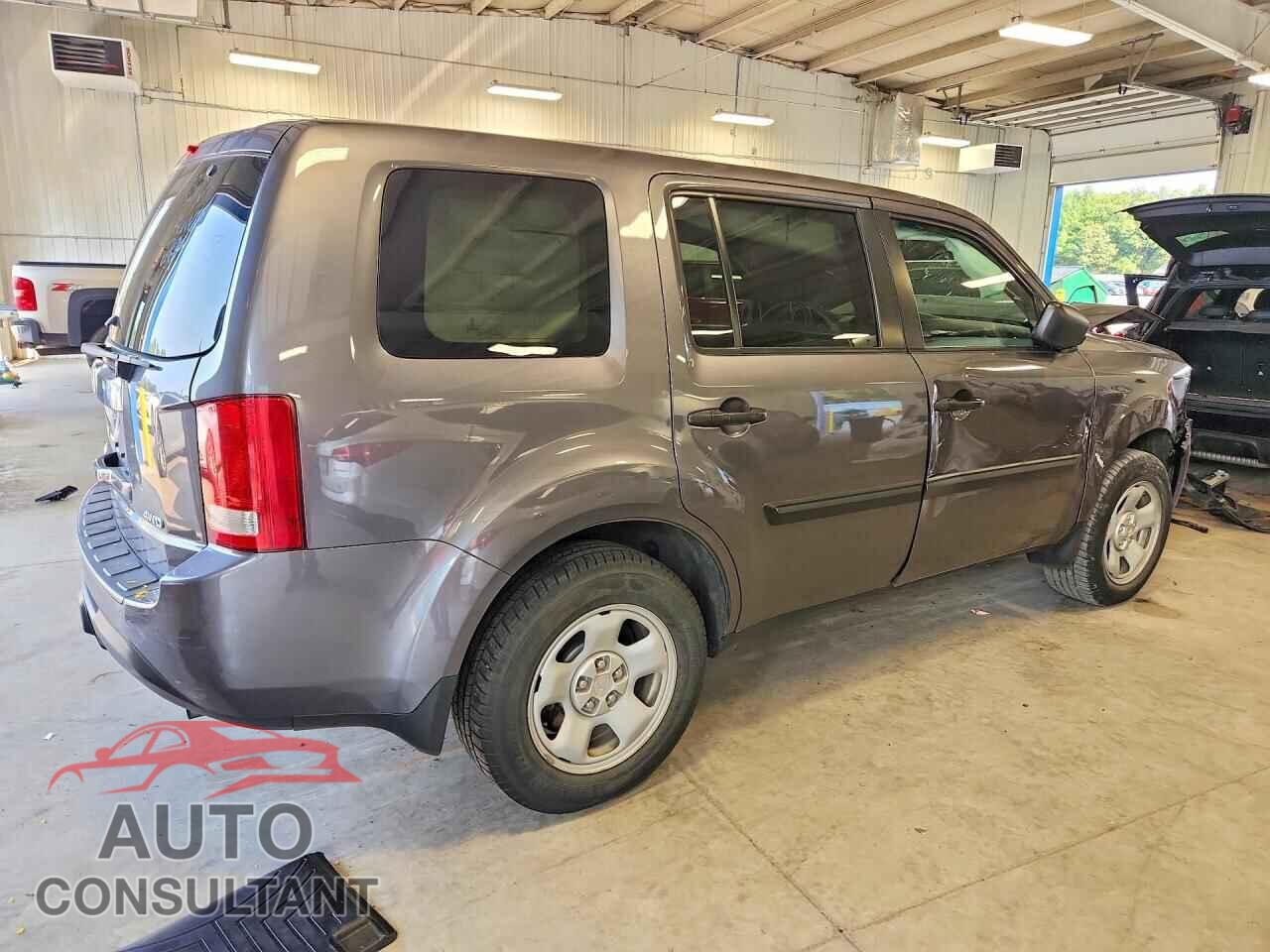 HONDA PILOT 2015 - 5FNYF4H27FB068403