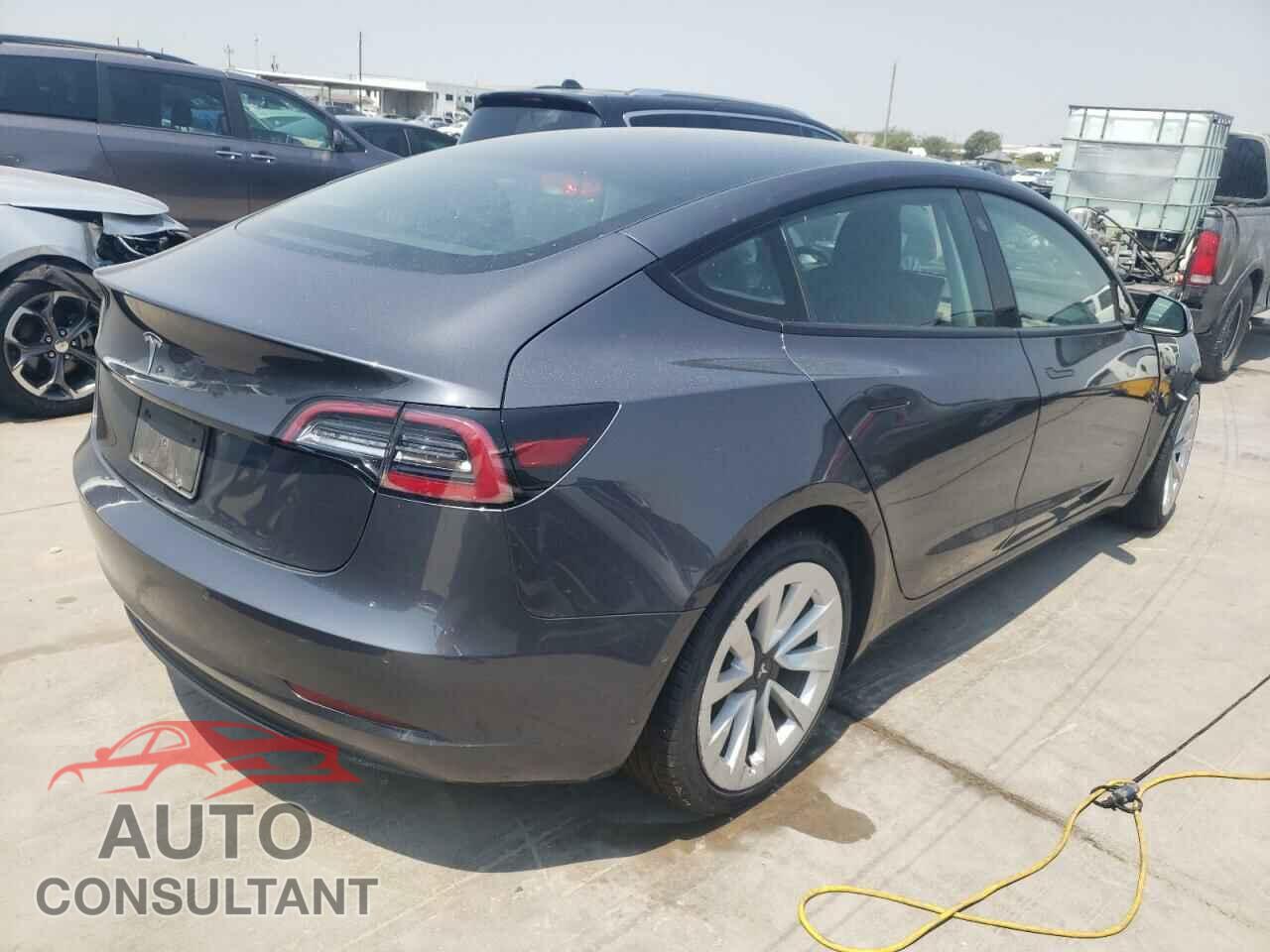 TESLA MODEL 3 2022 - 5YJ3E1EA7NF185419