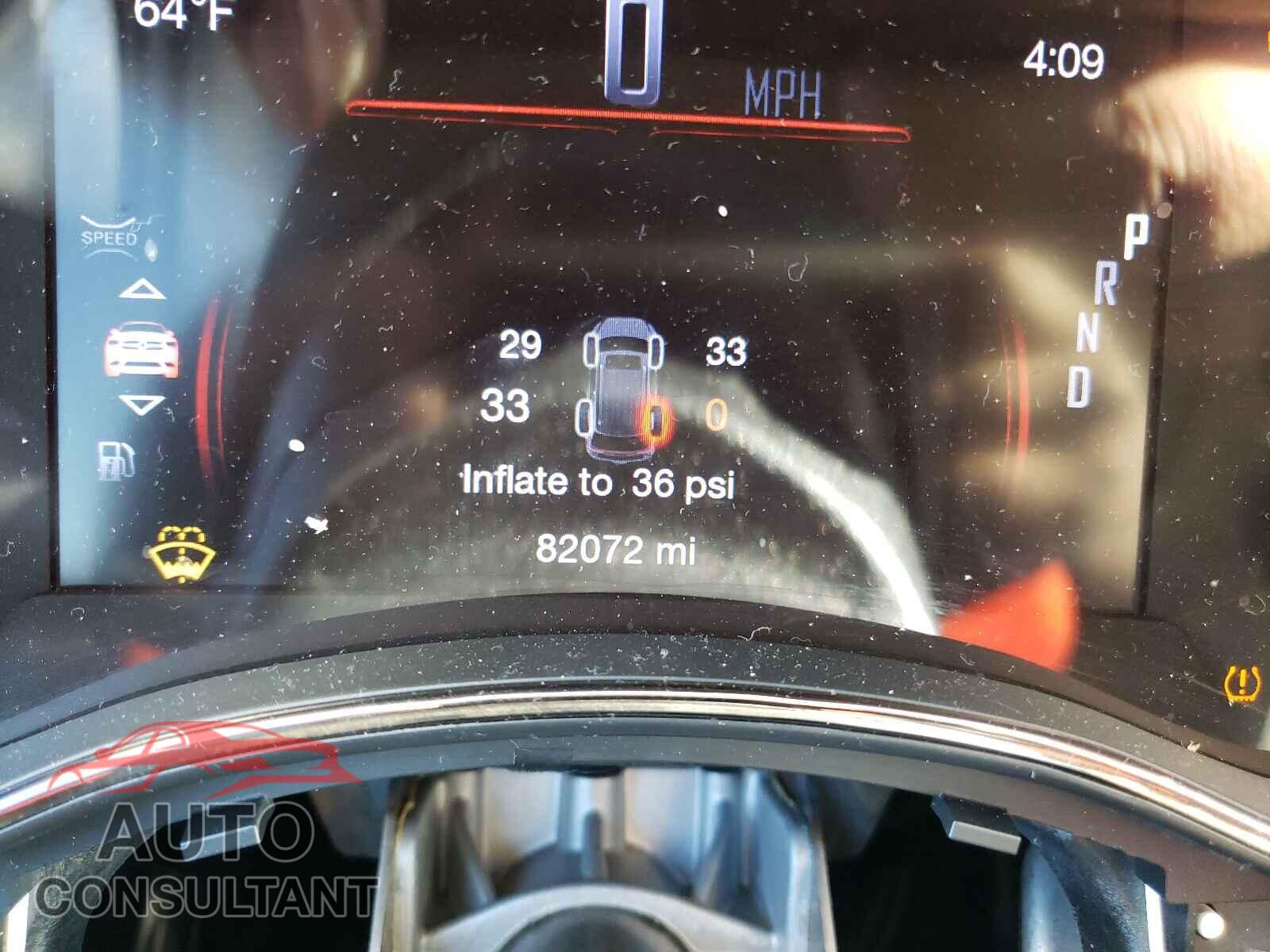 DODGE DURANGO 2018 - 1C4RDJDG1JC171963