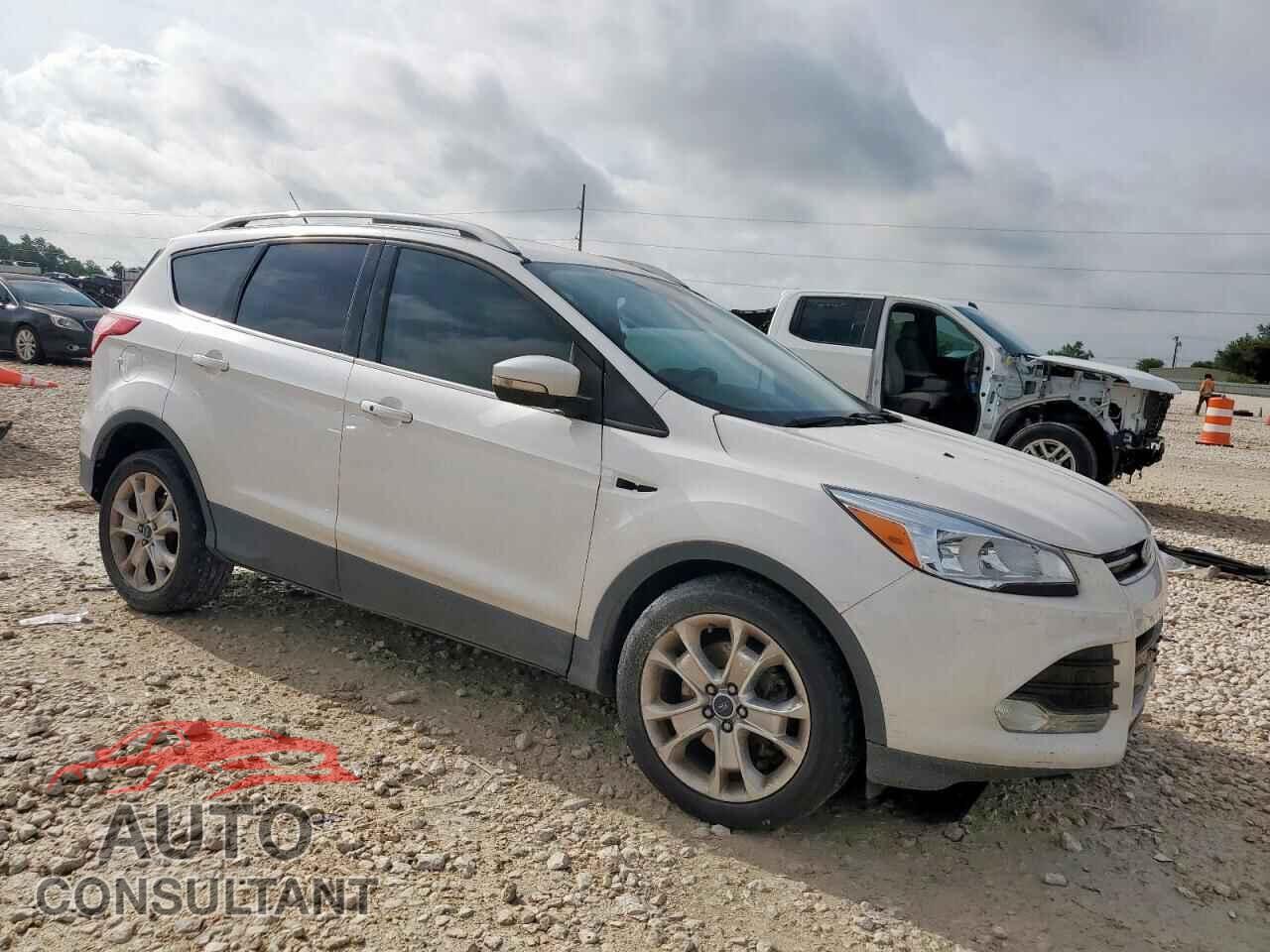 FORD ESCAPE 2015 - 1FMCU0J94FUC04182