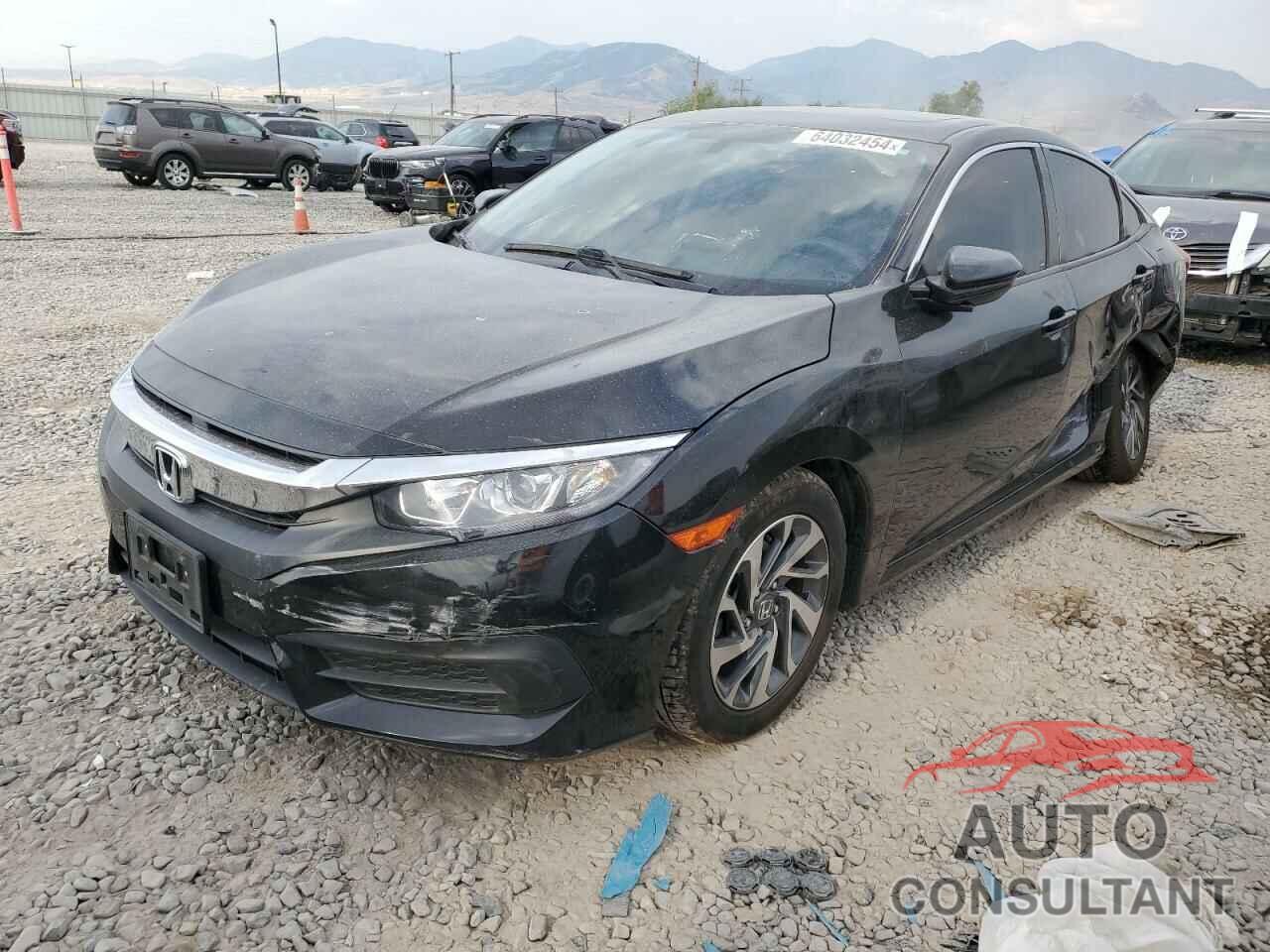 HONDA CIVIC 2018 - 2HGFC2F74JH547840