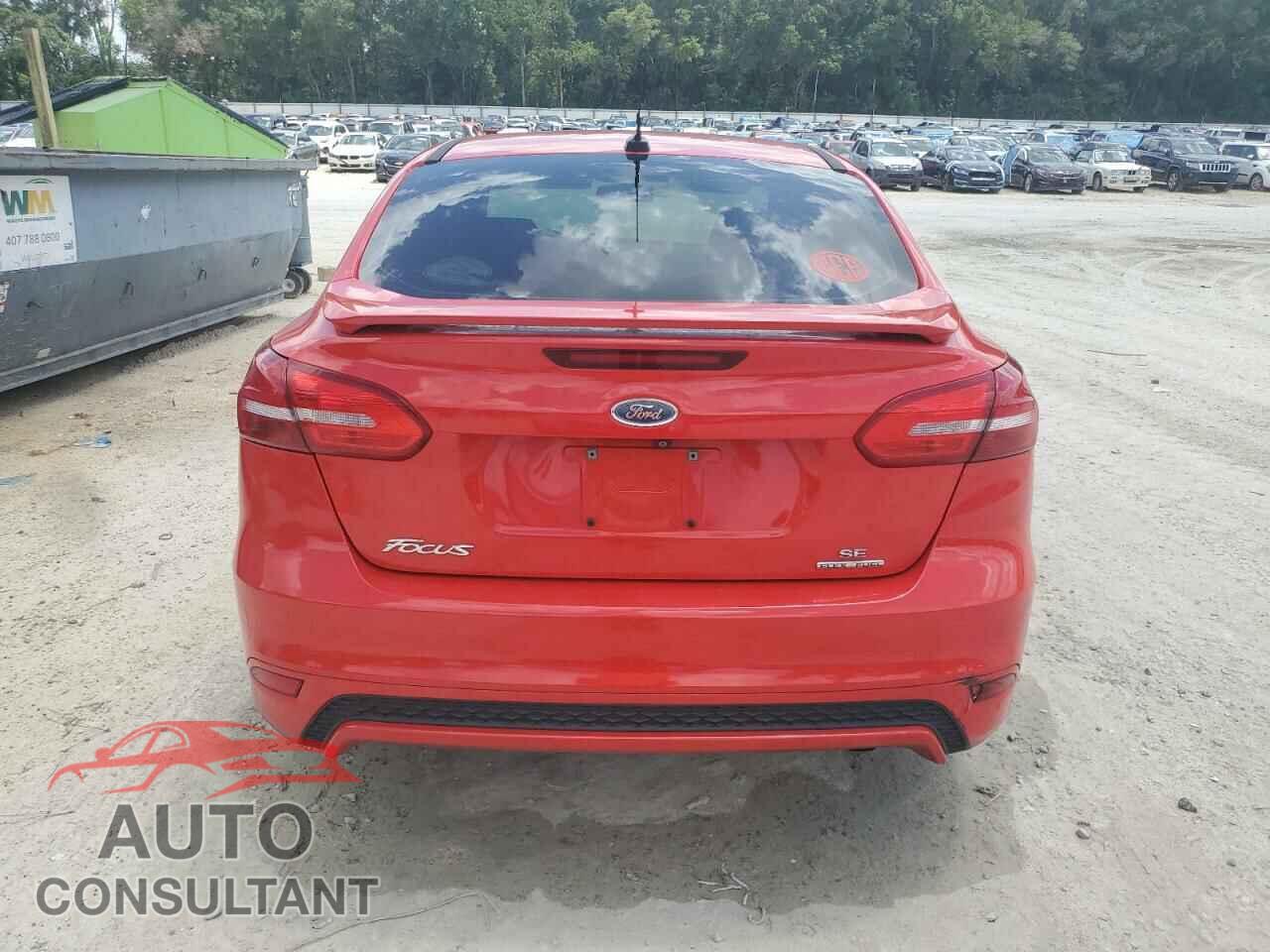FORD FOCUS 2015 - 1FADP3F23FL362618