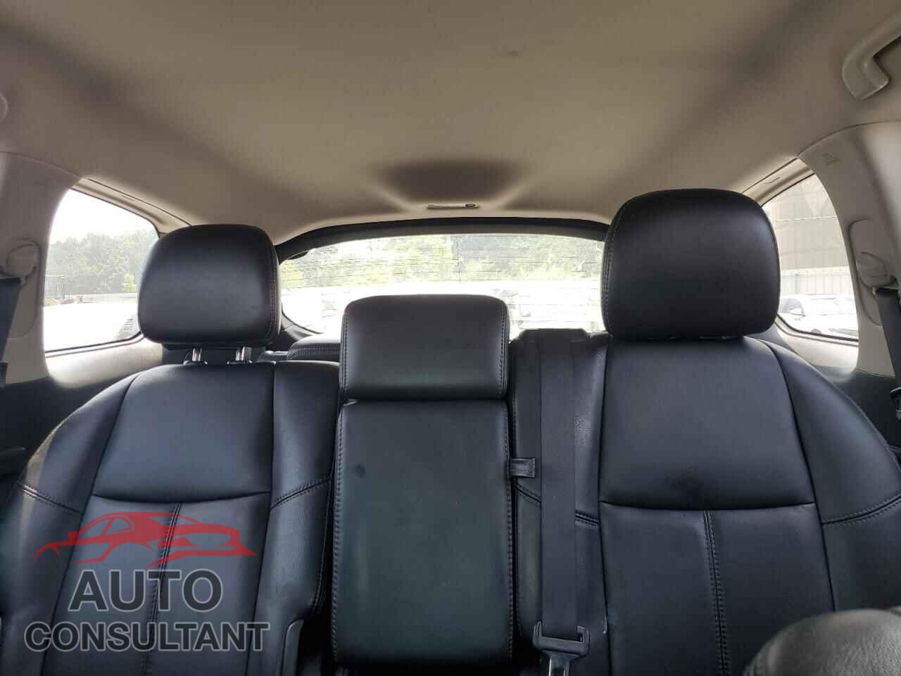 NISSAN PATHFINDER 2013 - 5N1AR2MM2DC688196