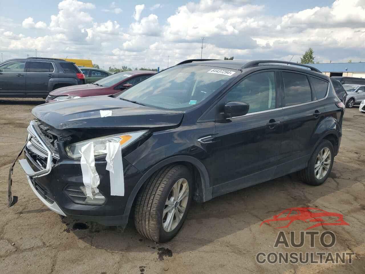 FORD ESCAPE 2017 - 1FMCU0GD8HUD52348