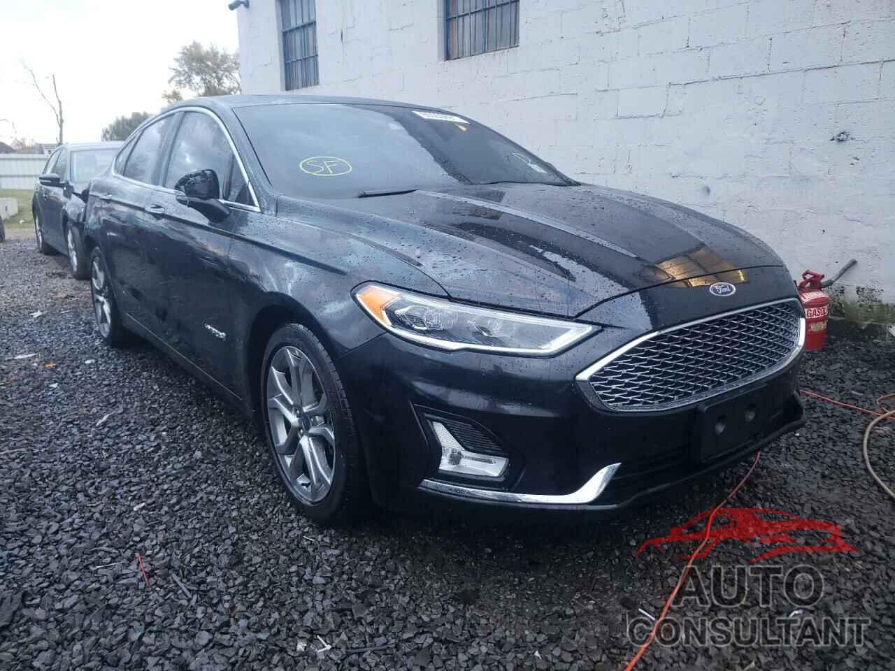 FORD FUSION 2019 - 3FA6P0RU3KR140810