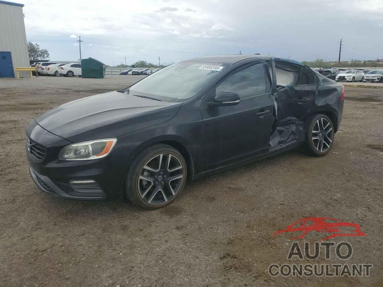 VOLVO S60 2018 - YV126MFL6J2450638