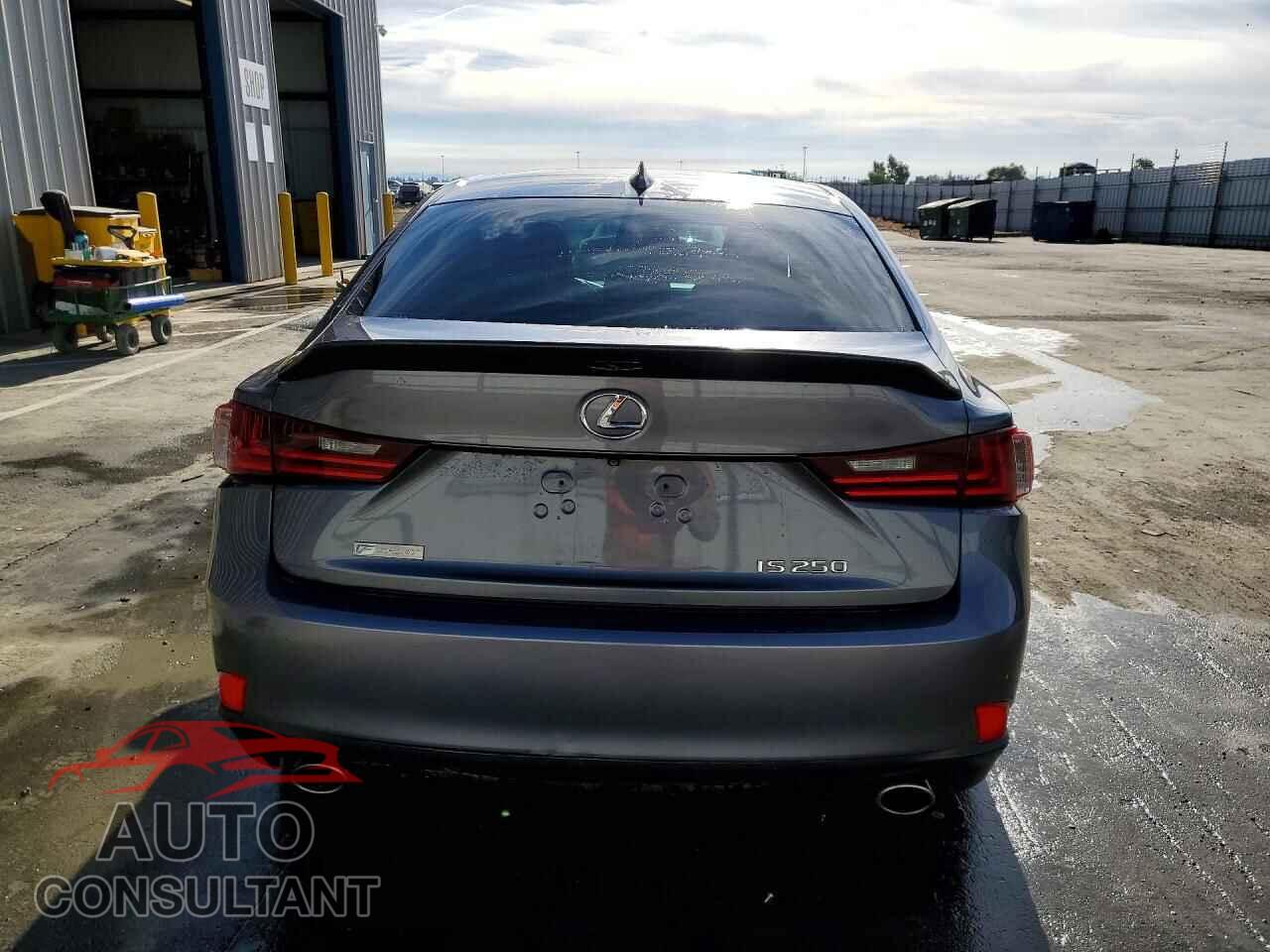 LEXUS IS 2014 - JTHBF1D2XE5035940