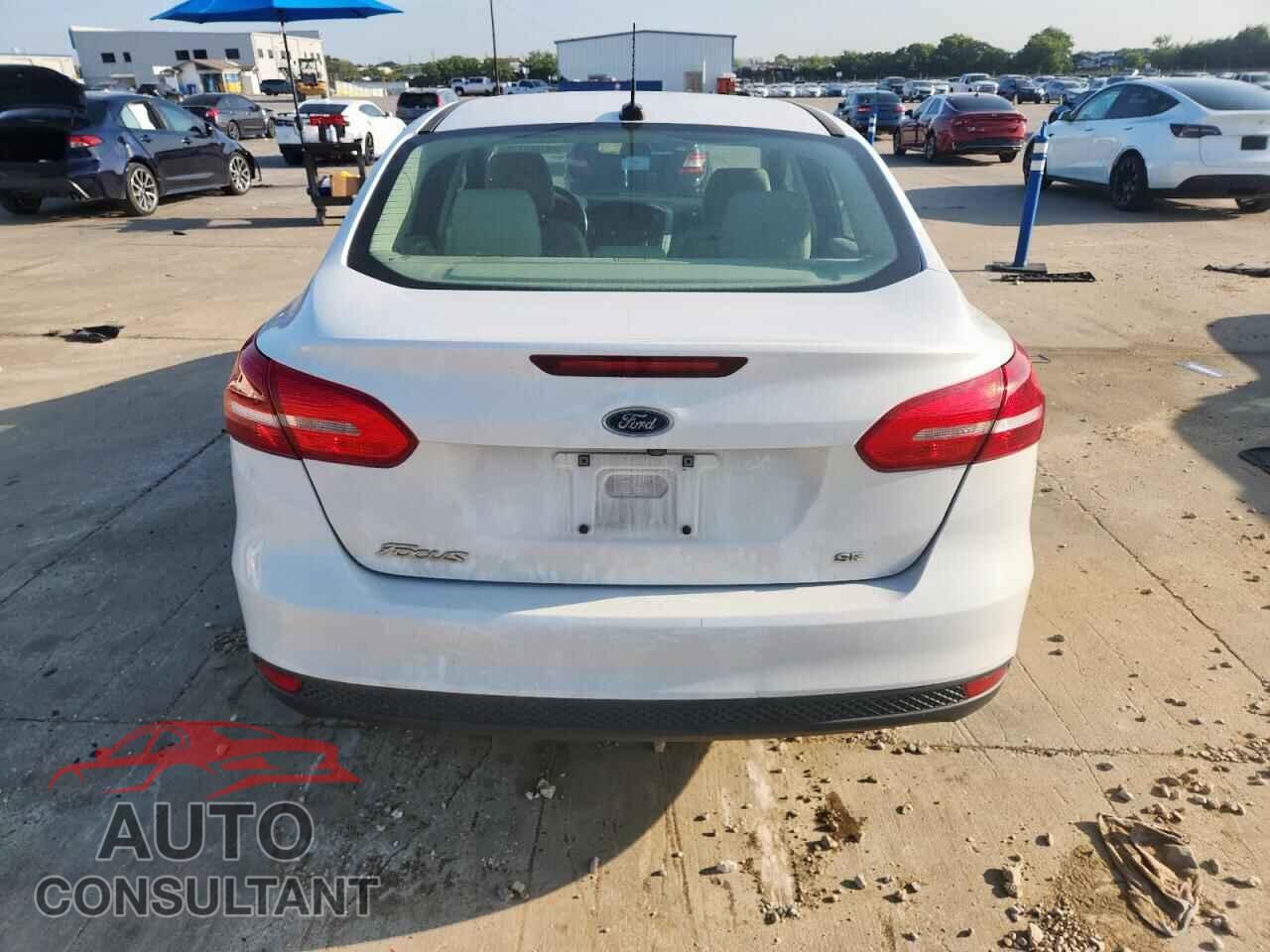 FORD FOCUS 2017 - 1FADP3F28HL306810