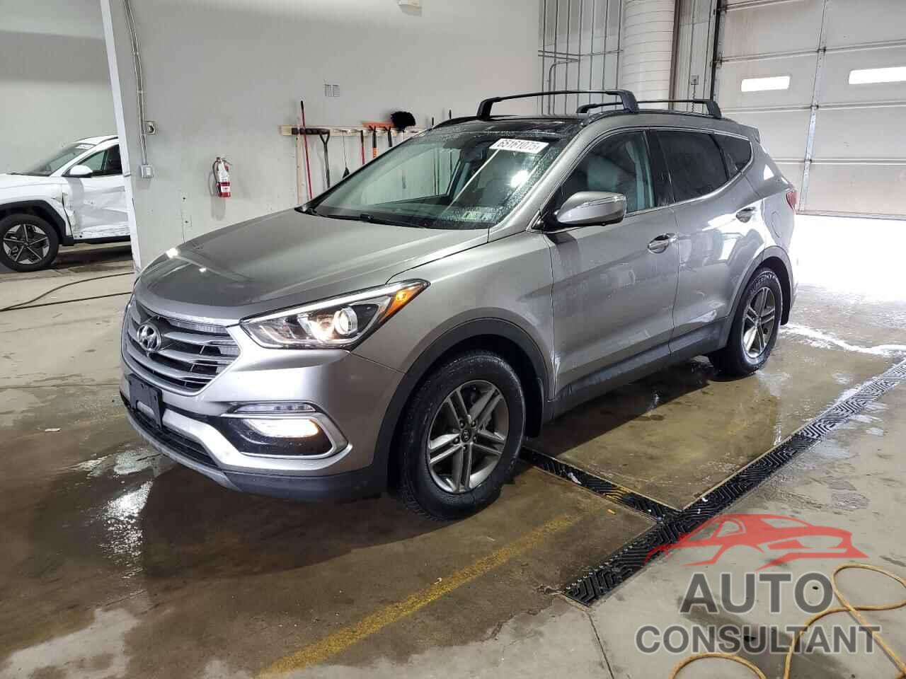 HYUNDAI SANTA FE 2018 - 5NMZUDLB3JH096207