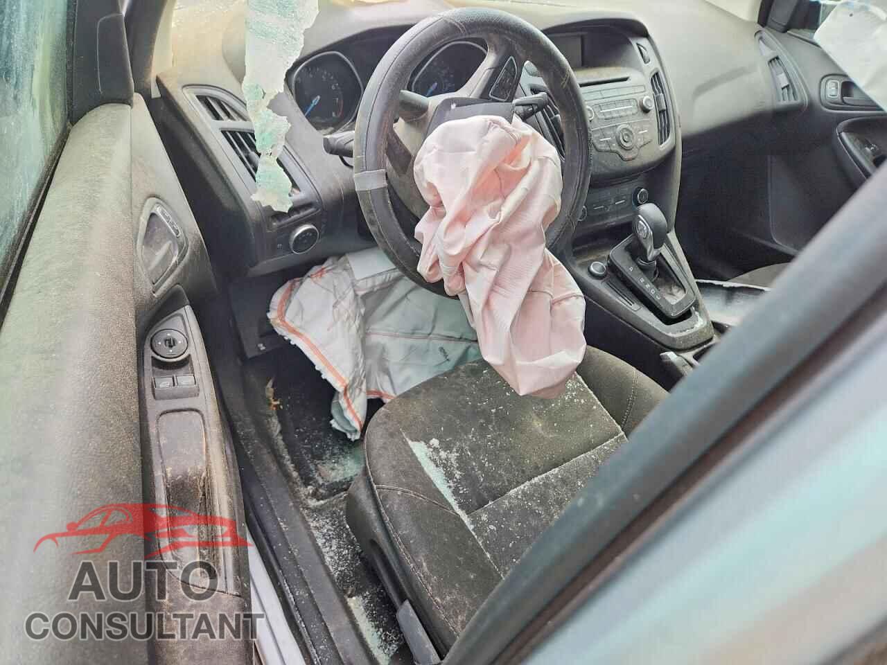 FORD FOCUS 2017 - 1FADP3E22HL343109