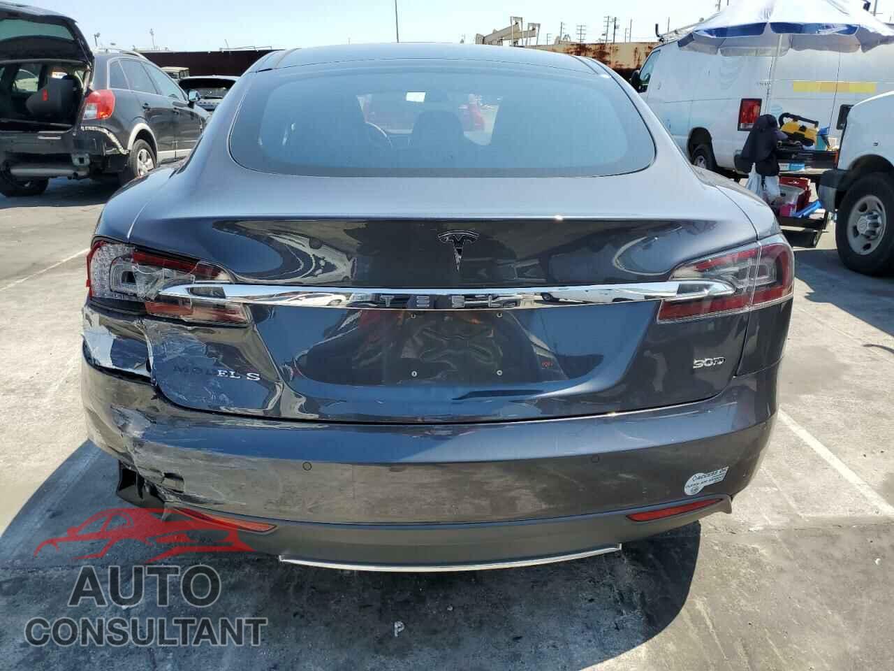 TESLA MODEL S 2016 - 5YJSA1E22GF136325