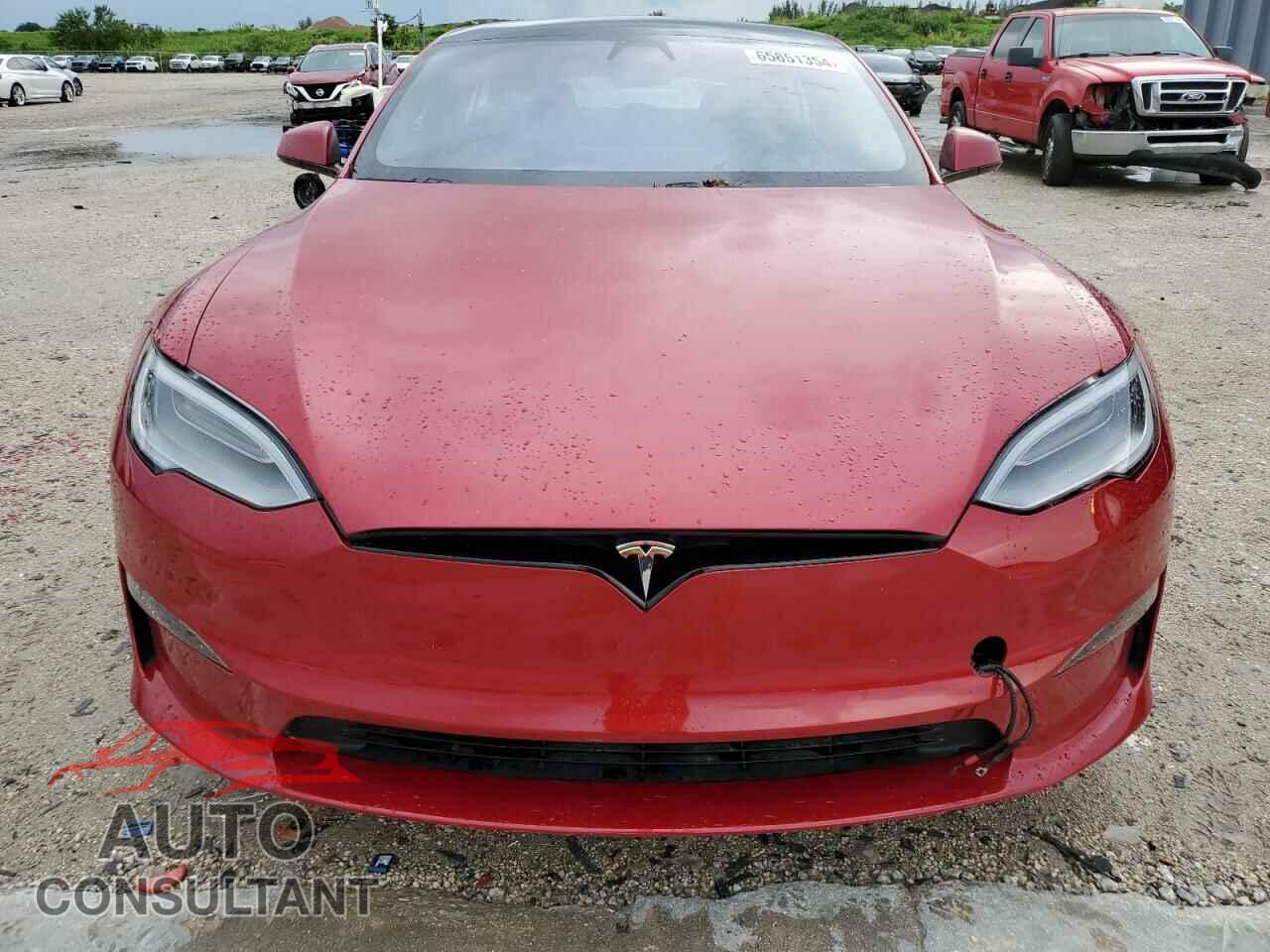 TESLA MODEL S 2021 - 5YJSA1E64MF438715