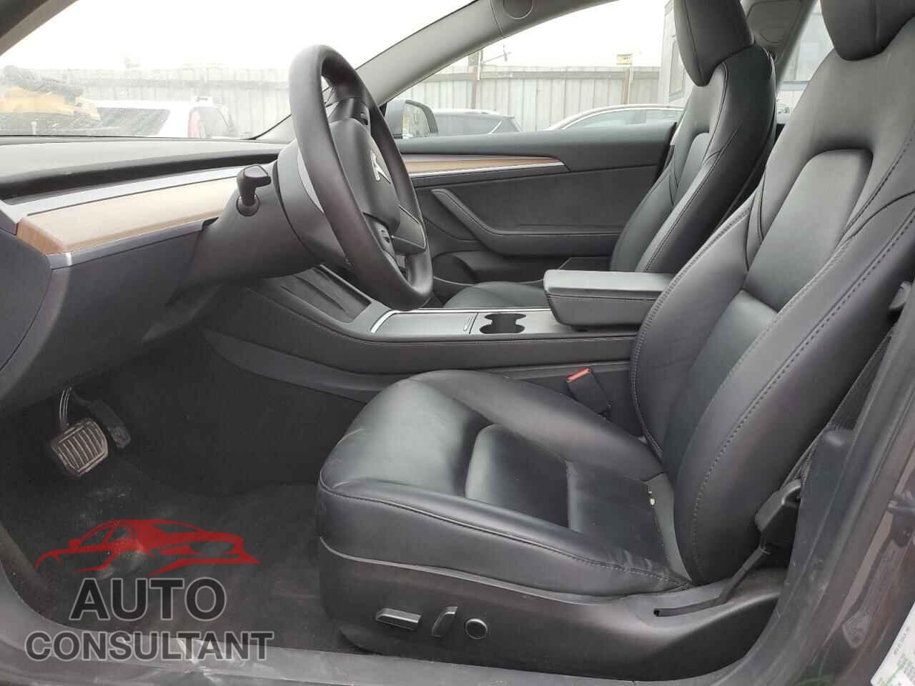 TESLA MODEL 3 2023 - 5YJ3E1EA3PF686133