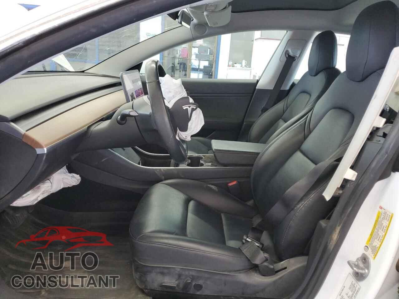 TESLA MODEL 3 2019 - 5YJ3E1EA0KF314032