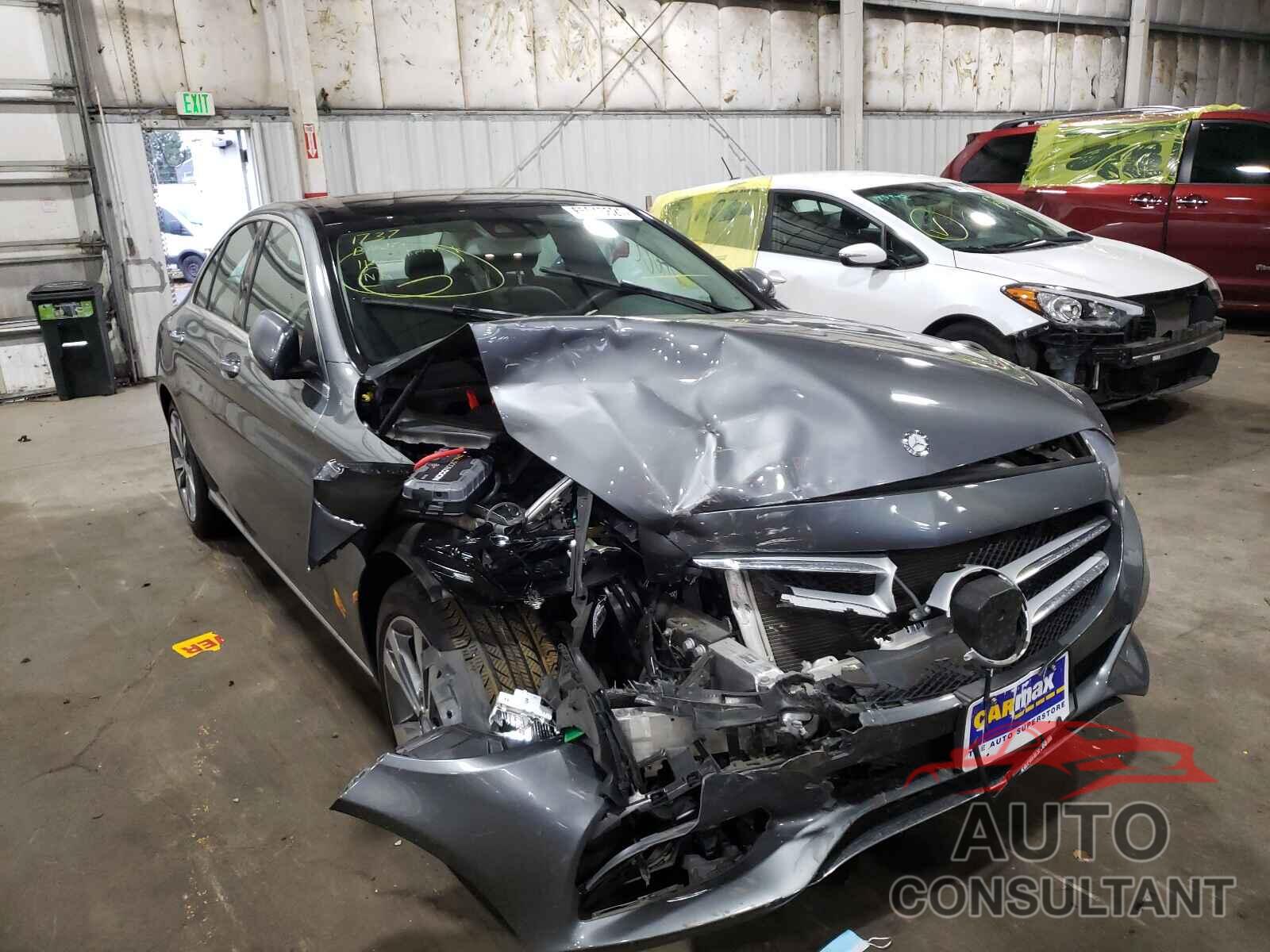 MERCEDES-BENZ C-CLASS 2017 - 55SWF4JB6HU209044