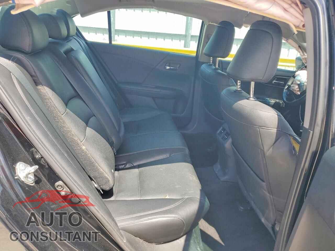 HONDA ACCORD 2015 - 1HGCR3F88FA032071