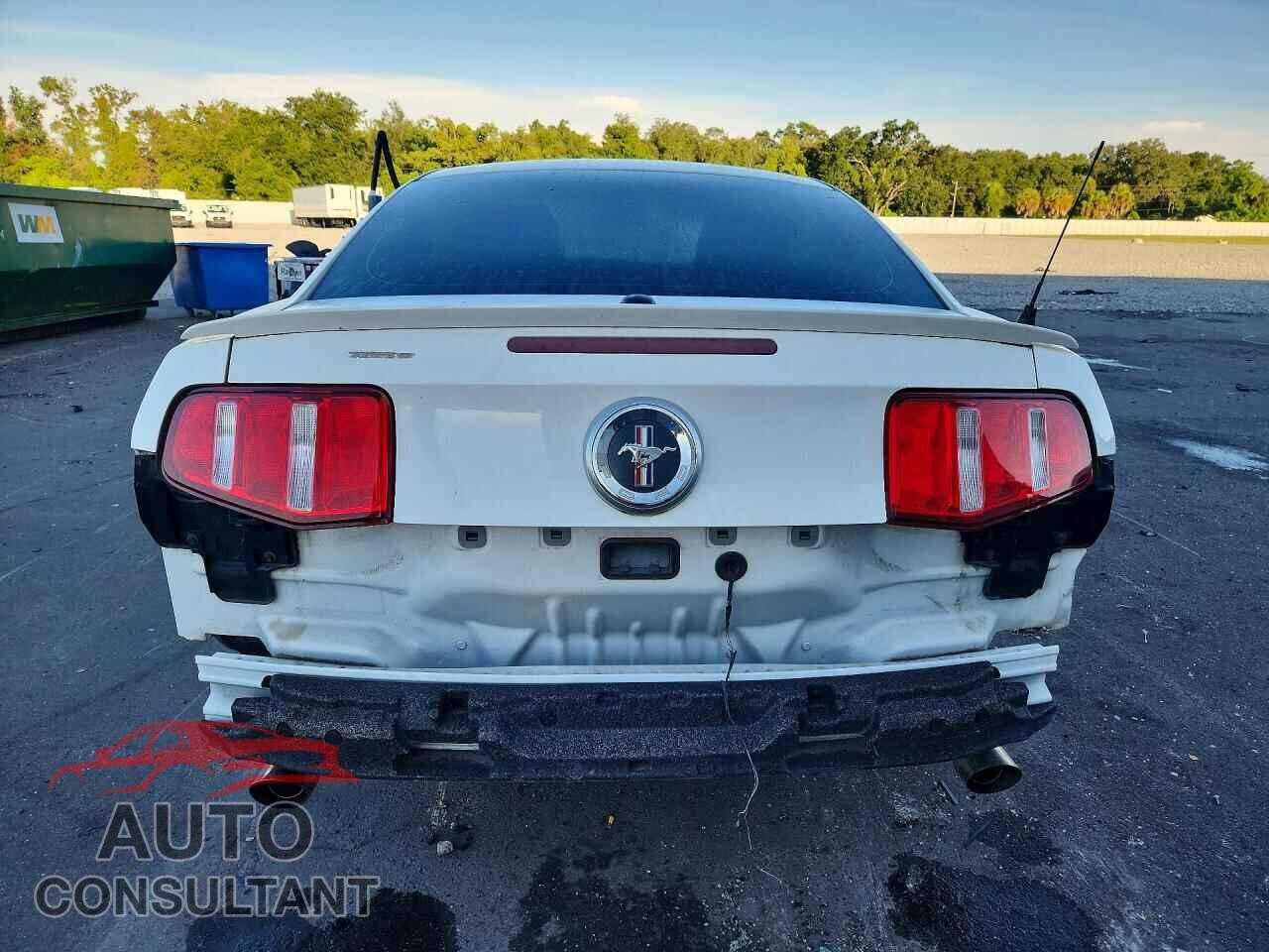FORD MUSTANG 2012 - 1ZVBP8AM1C5200314