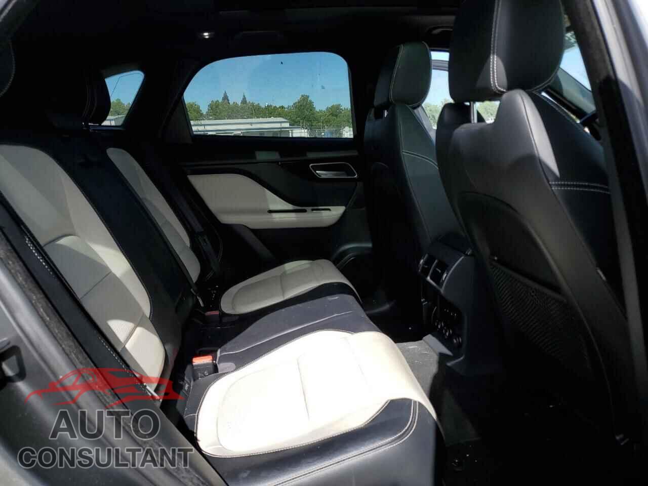 JAGUAR F-PACE 2017 - SADCL2BN2HA099679
