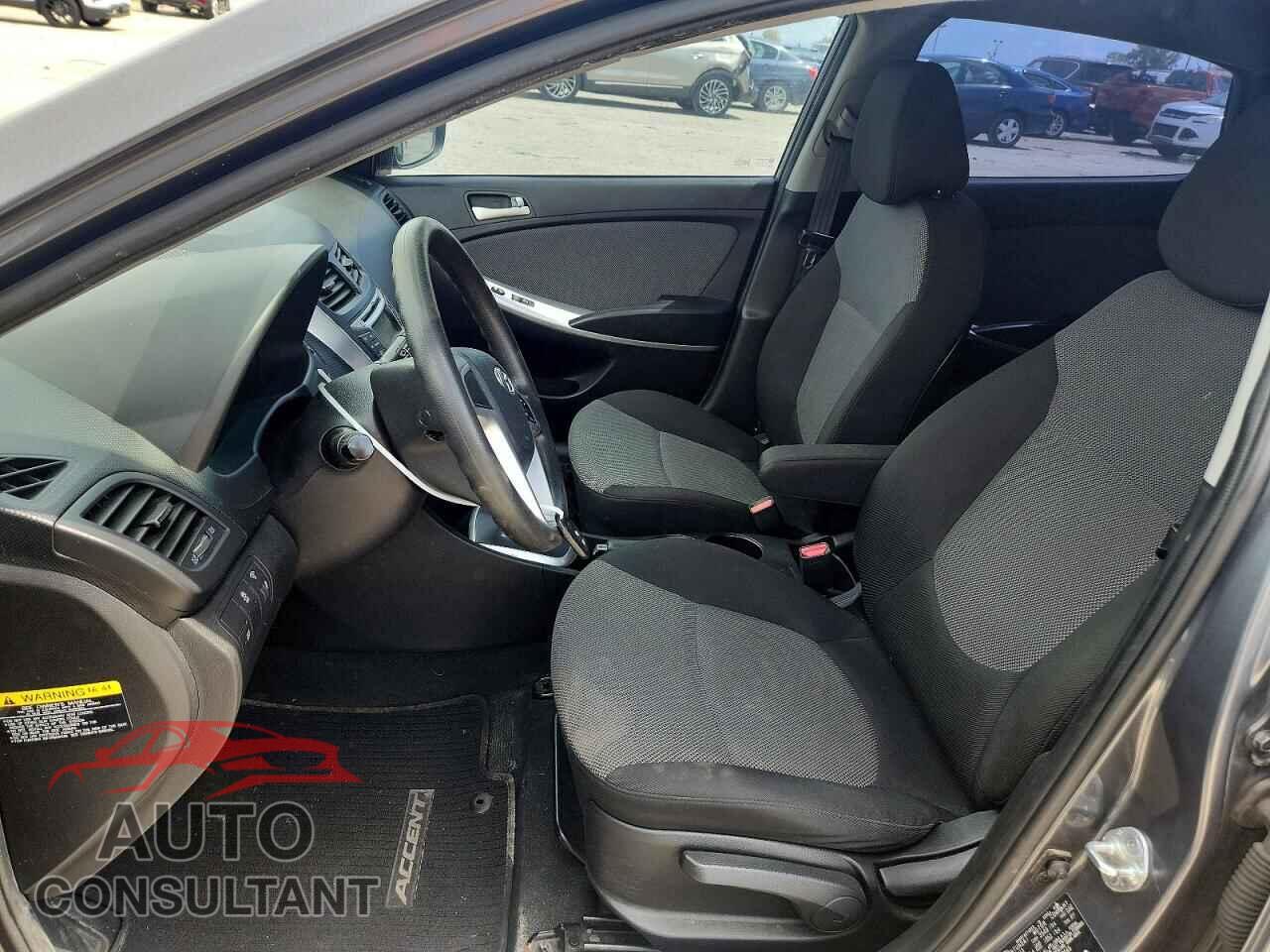 HYUNDAI ACCENT 2013 - KMHCT5AEXDU100449