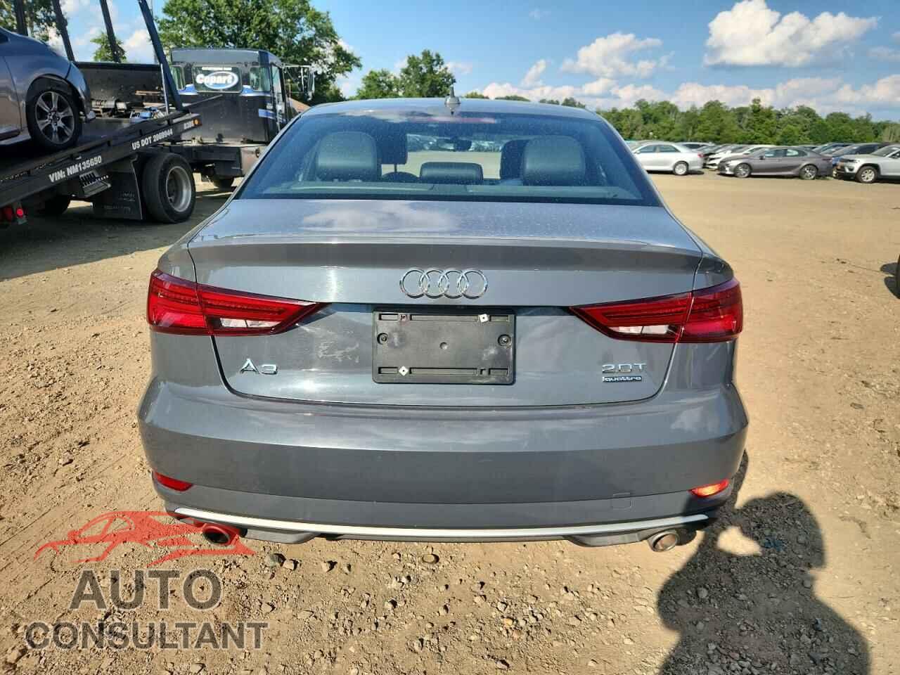 AUDI A3 2018 - WAUB8GFF8J1007860