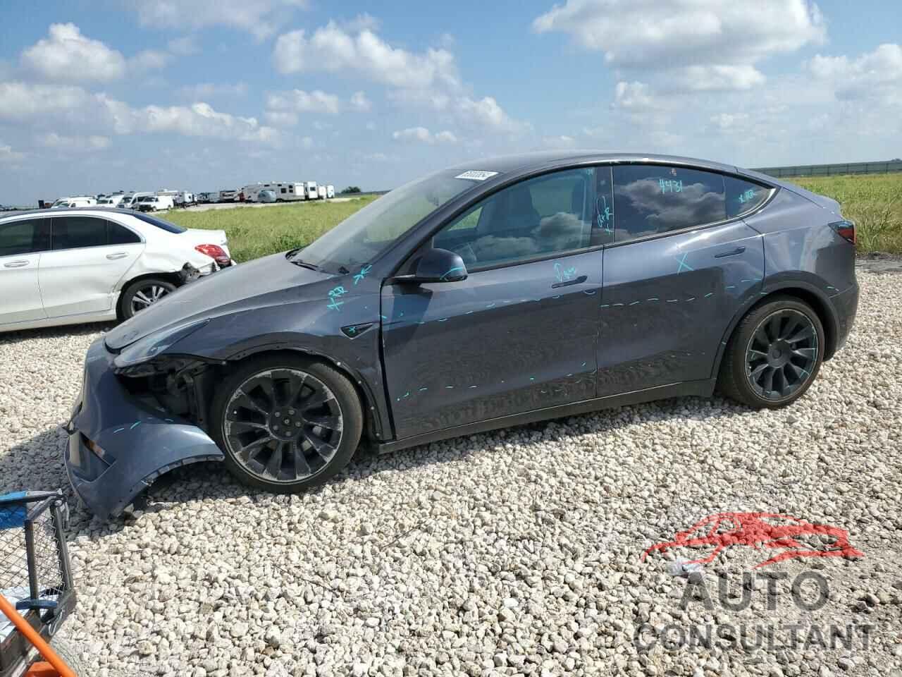 TESLA MODEL Y 2020 - 5YJYGDEE6LF038123