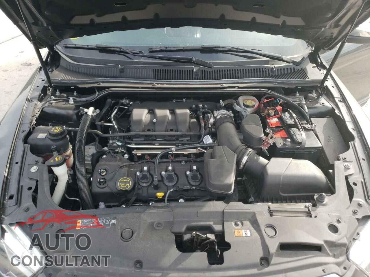 FORD TAURUS 2017 - 1FAHP2F89HG131900
