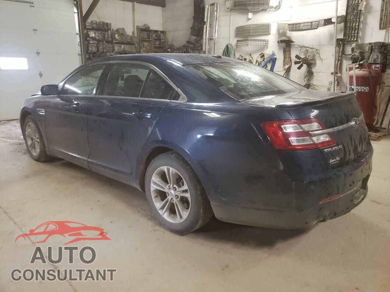 FORD TAURUS 2017 - 1FAHP2E81HG126031