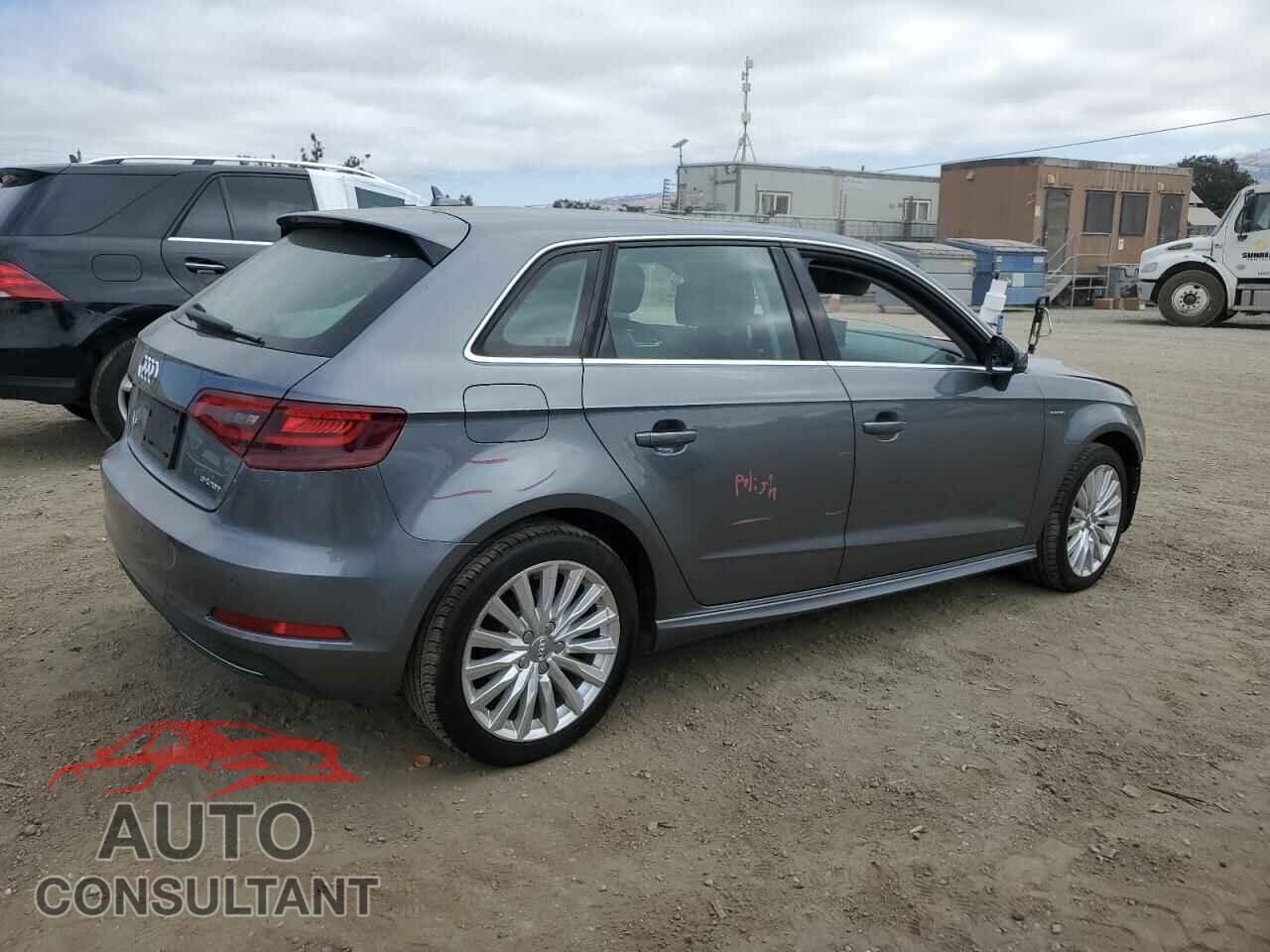 AUDI A3 2016 - WAUTPBFF1GA026902