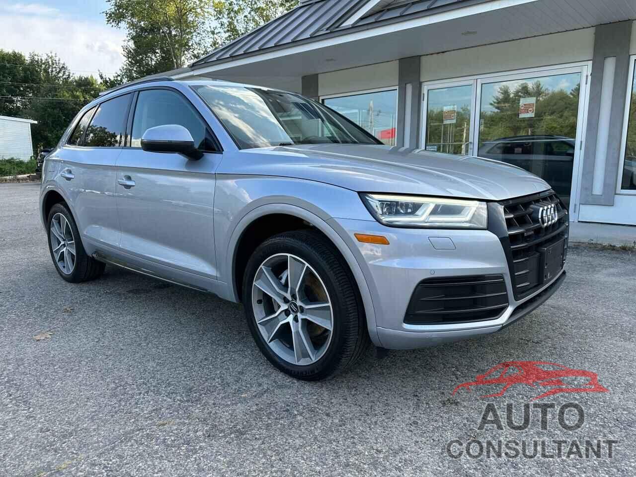 AUDI Q5 2020 - WA1BNAFY9L2003365
