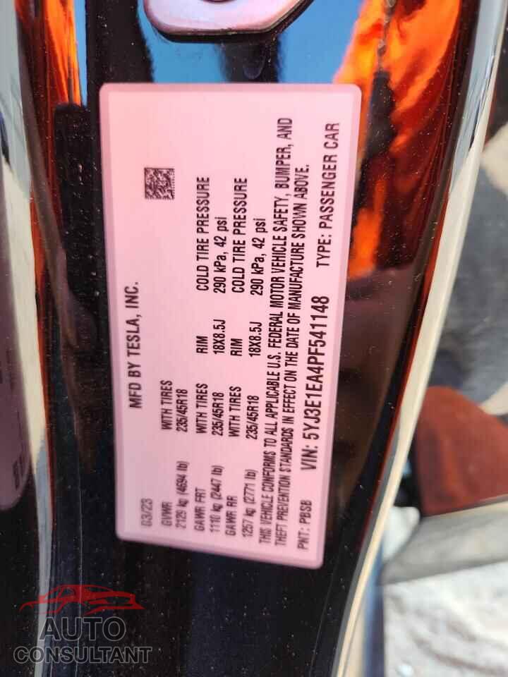 TESLA MODEL 3 2023 - 5YJ3E1EA4PF541148