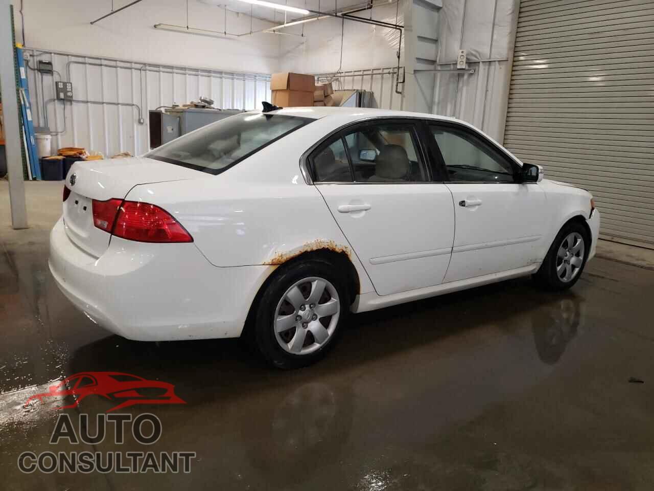 KIA OPTIMA 2010 - KNAGG4A83A5381558