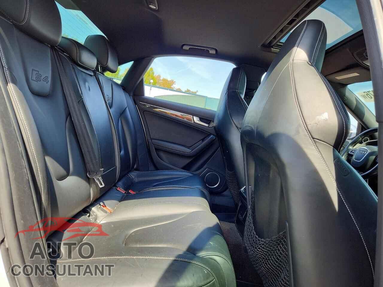 AUDI S4/RS4 2012 - WAUBGAFL2CA011587