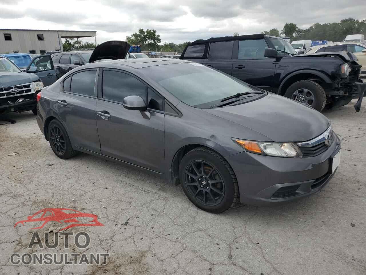 HONDA CIVIC 2012 - 2HGFB2F90CH582365