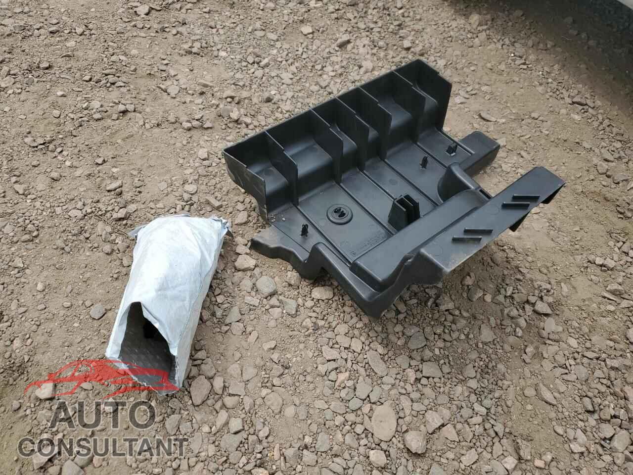 TESLA MODEL 3 2020 - 5YJ3E1EA1LF614308