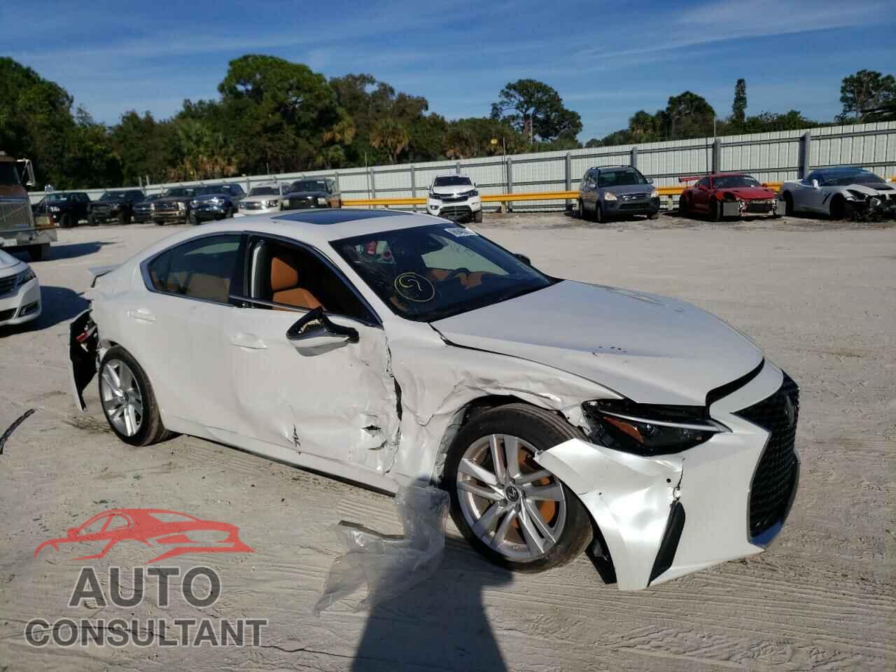 LEXUS IS 2021 - JTHCA1D25M5116703