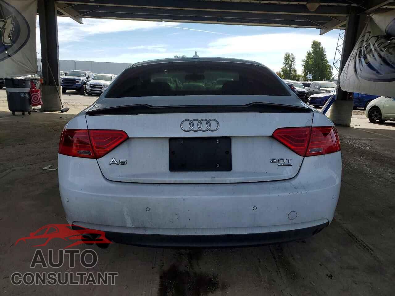 AUDI A5 2013 - WAULFAFR0DA026120