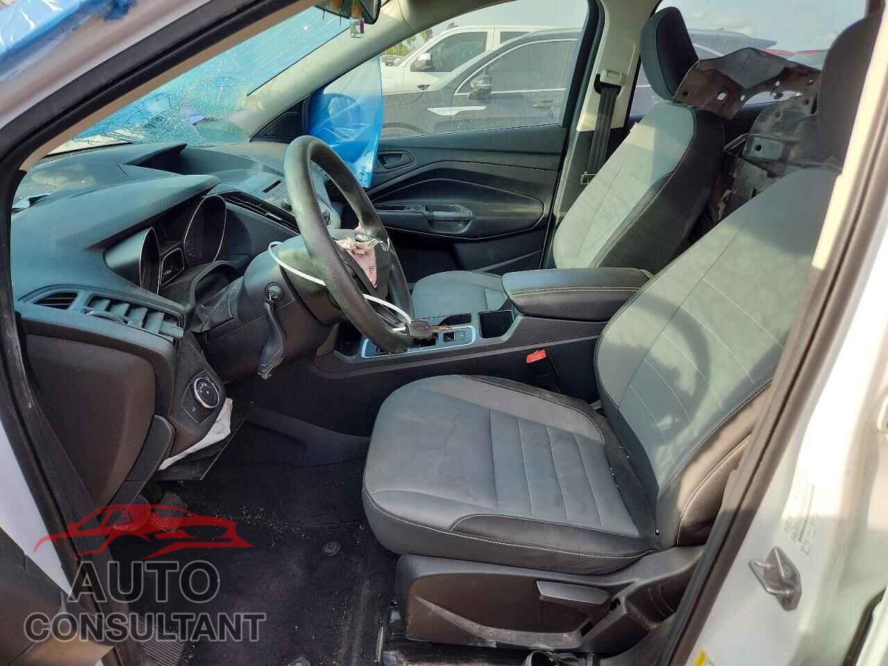 FORD ESCAPE 2018 - 1FMCU0F74JUD19980