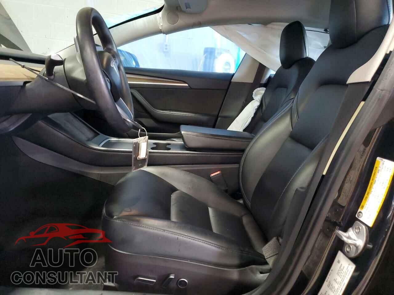 TESLA MODEL 3 2022 - 5YJ3E1EA5NF370584