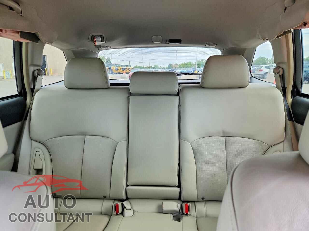 SUBARU OUTBACK 2013 - 4S4BRCKC6D3239558