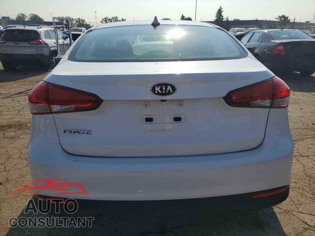 KIA FORTE 2017 - 3KPFL4A76HE080010