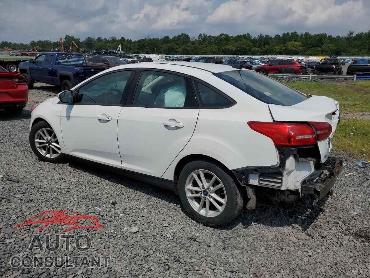 FORD FOCUS 2016 - 1FADP3F26GL272266
