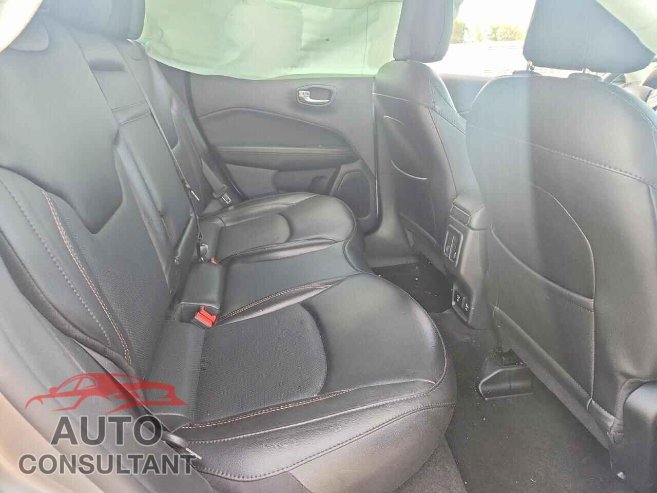 JEEP COMPASS 2020 - 3C4NJDCB6LT128077