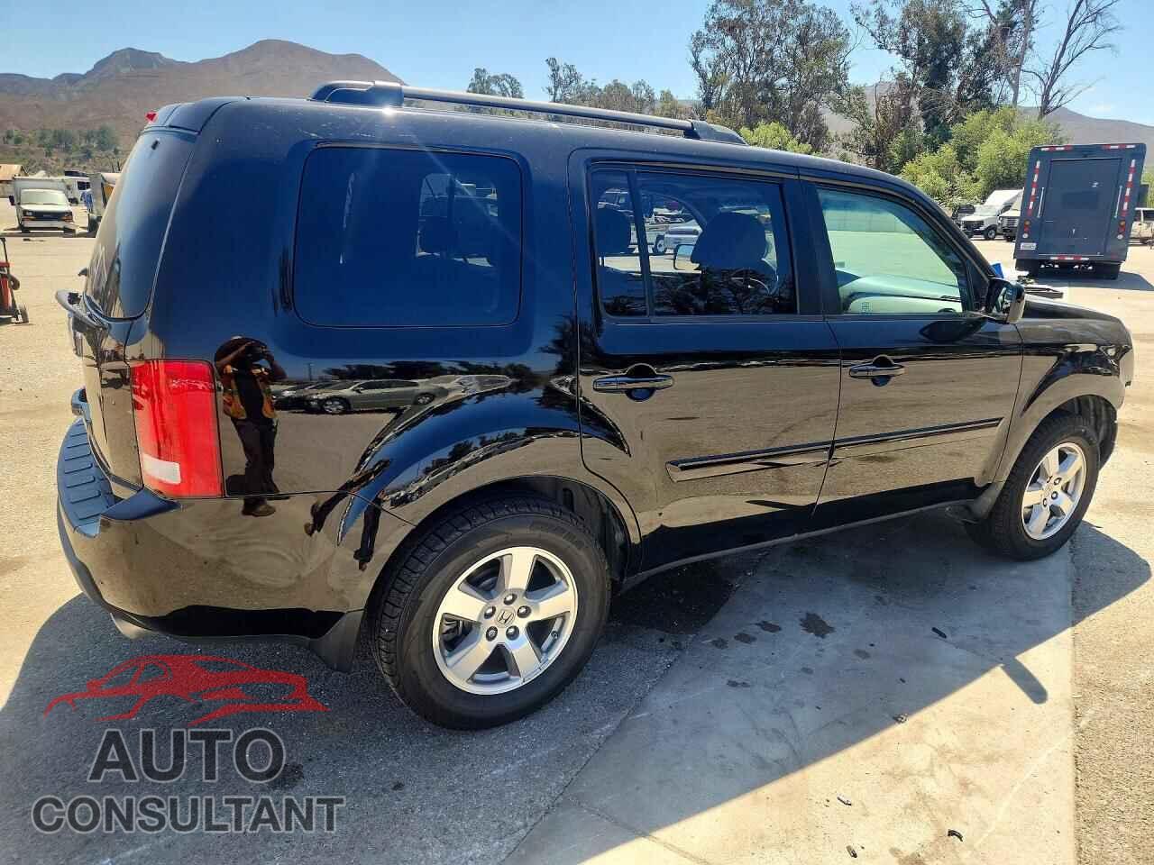 HONDA PILOT 2011 - 5FNYF3H54BB017441
