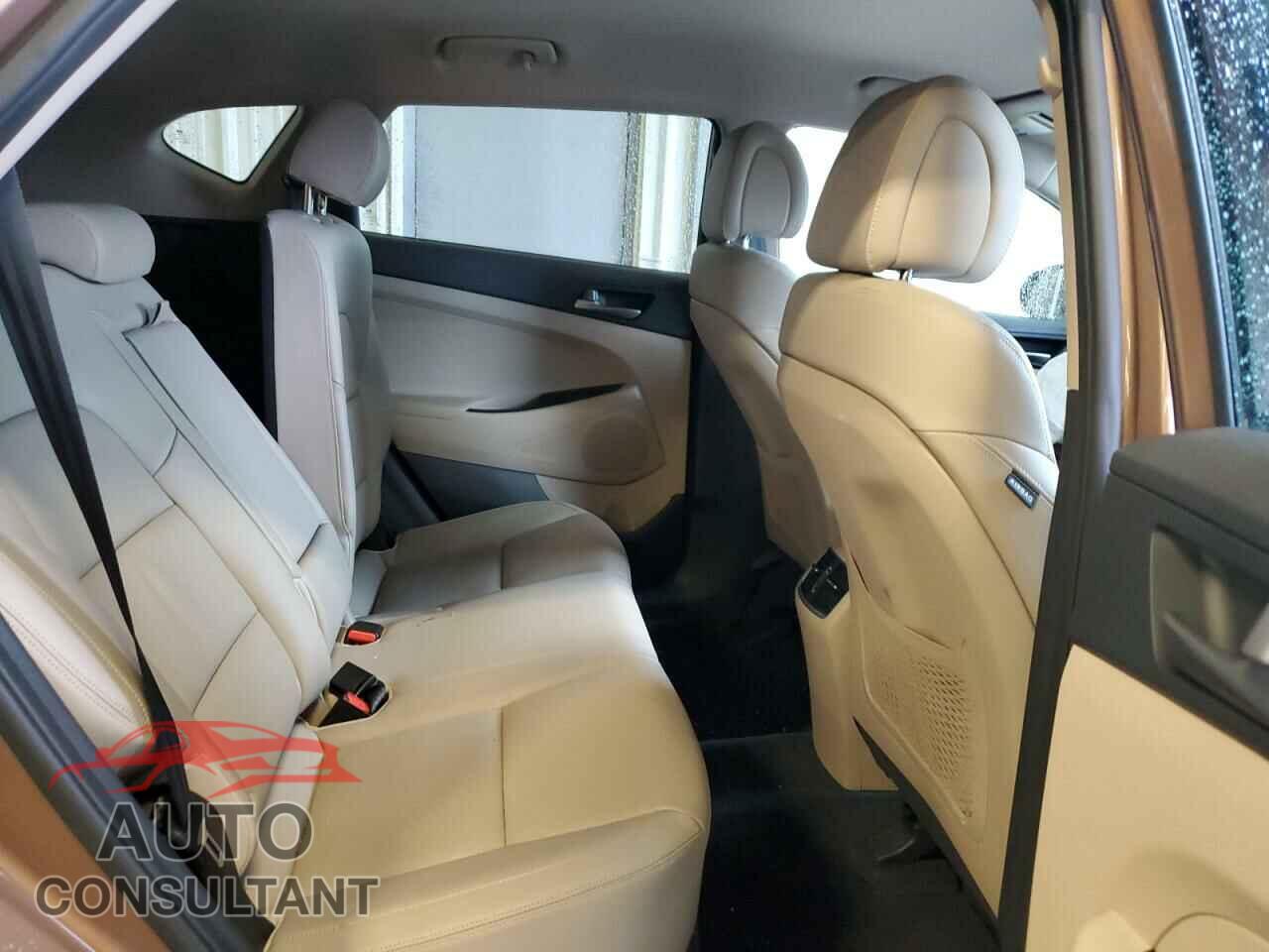 HYUNDAI TUCSON 2016 - KM8J33A21GU208416