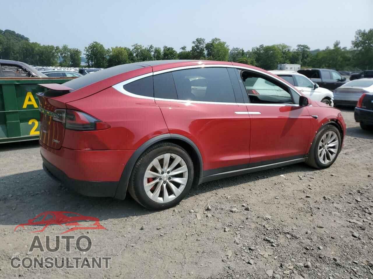 TESLA MODEL X 2018 - 5YJXCAE46JF132612