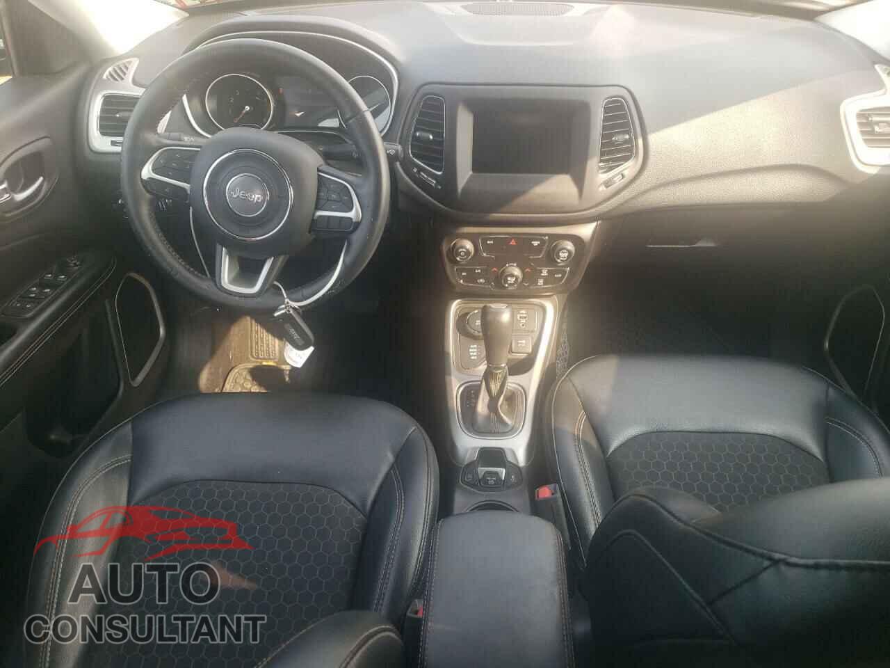 JEEP COMPASS 2018 - 3C4NJDBBXJT455497