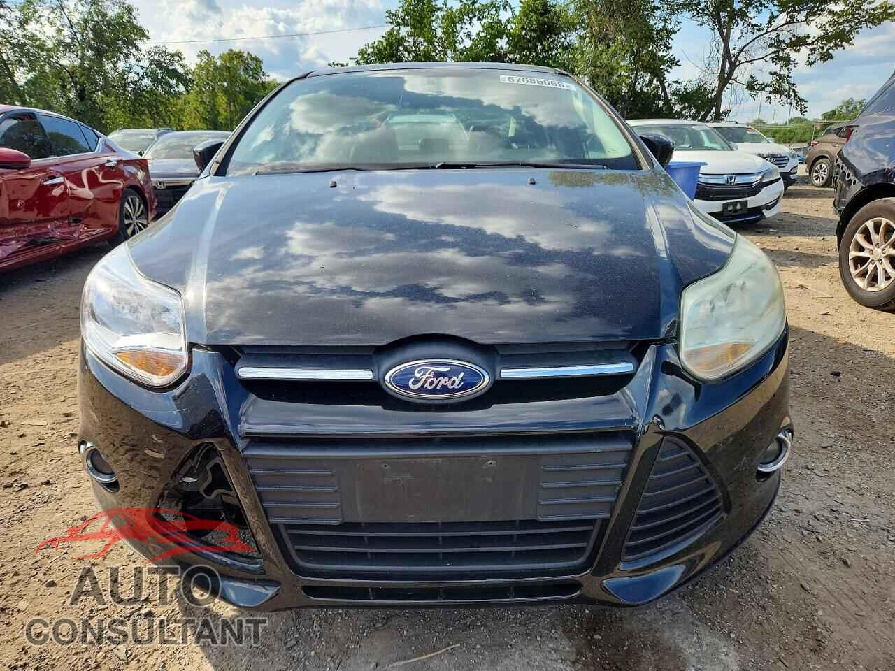 FORD FOCUS 2014 - 1FADP3F21EL142148