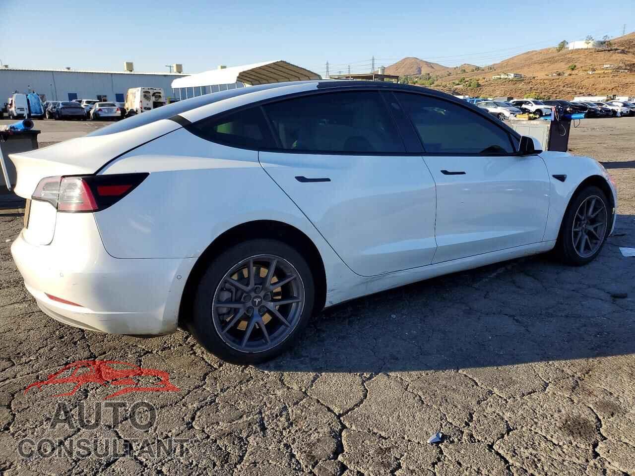TESLA MODEL 3 2021 - 5YJ3E1EA9MF994290