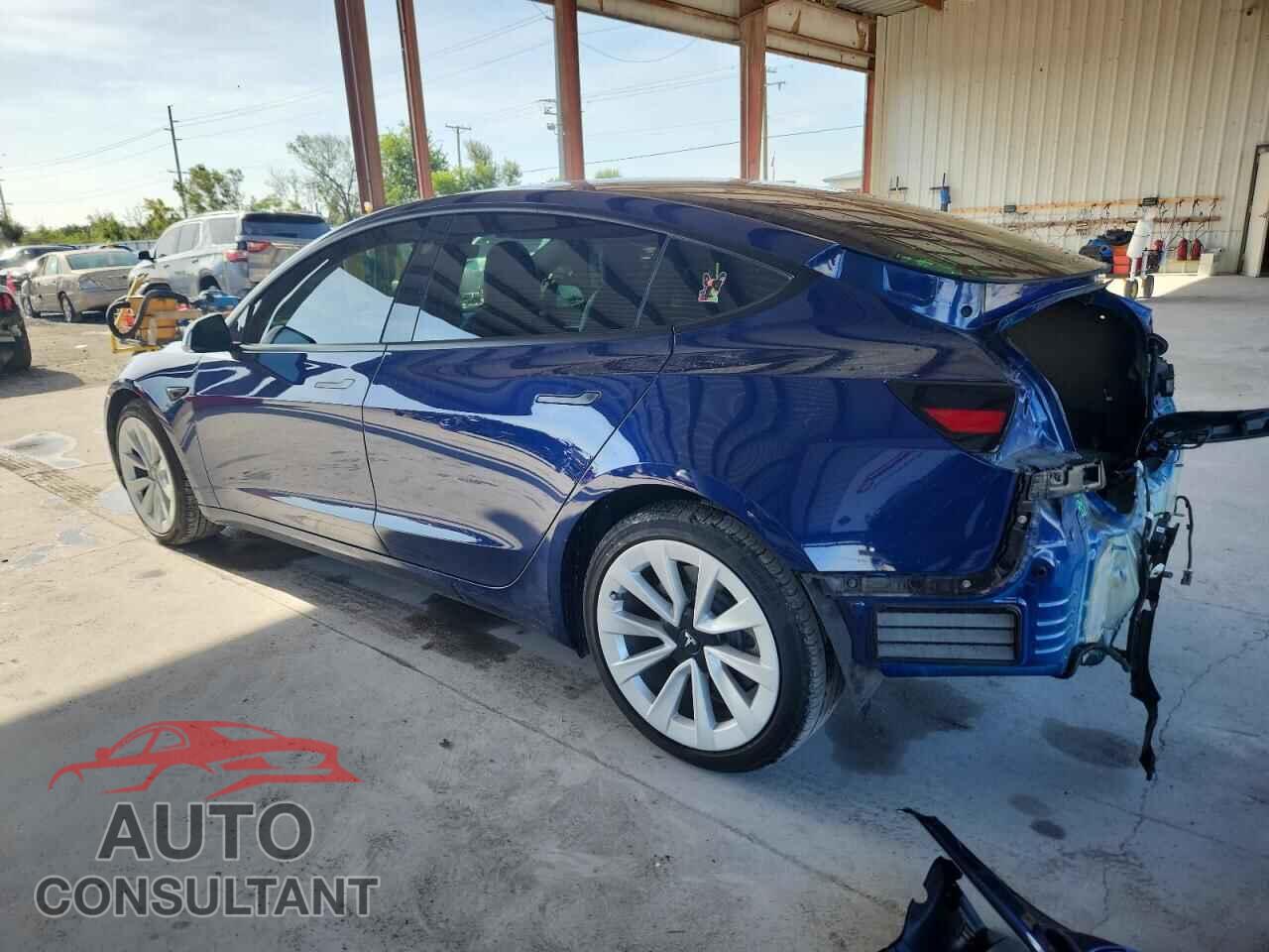 TESLA MODEL 3 2022 - 5YJ3E1EA7NF329003
