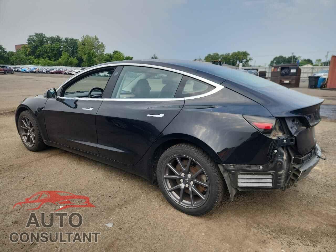 TESLA MODEL 3 2018 - 5YJ3E1EB7JF070676